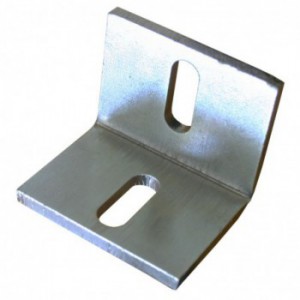 Équerre en acier galvanisée - percée - pour crémaillère de portail coulissant