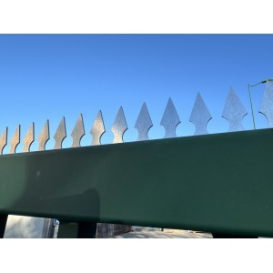 Bordure défensive en acier galvanisé à visser, 60mm de hauteur, 1500mm de longueur, épaisseur 2mm