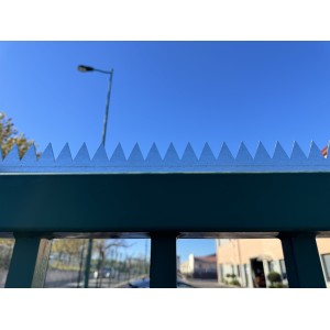 Bordure défensive pliée en acier galvanisé, 40mm de hauteur, 30mm de largeur, 2000mm de longueur, 2,5mm d'épaisseur