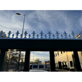 Bordure défensive décorative en acier galvanisé - à visser, hauteur 60mm, largeur 30mm - 149cm de longueur - épaisseur 3mm